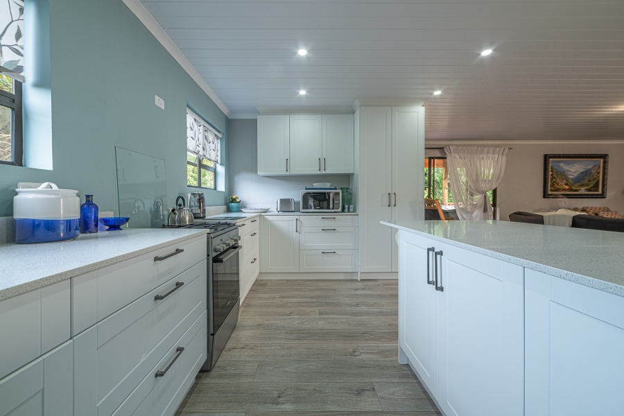 3 Bedroom Property for Sale in Dwarswegstrand Western Cape